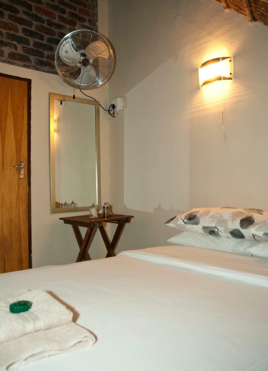 De Bruine Huis Marloth Park Esterno foto